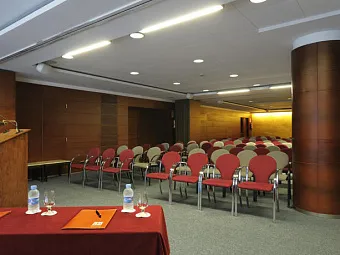 Отель TULIP INN ANDORRA DELFOS HOTEL 4*