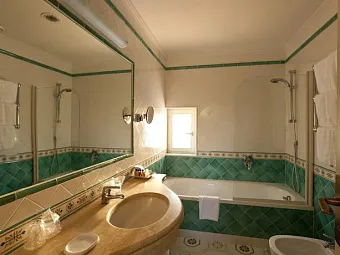Отель IL MORESCO 5*