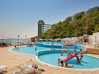    PARADISE BEACH ST. VLAS 4*