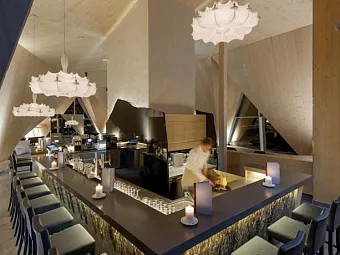 Отель AQUA DOME HOTEL 4*