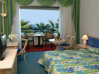 Отель PALM BEACH 4*