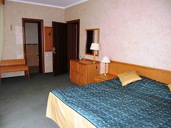 ОЗОН-ЧЕГЕТ 4*