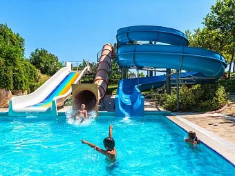 Отель QUEEN'S PARK LE JARDIN 5*