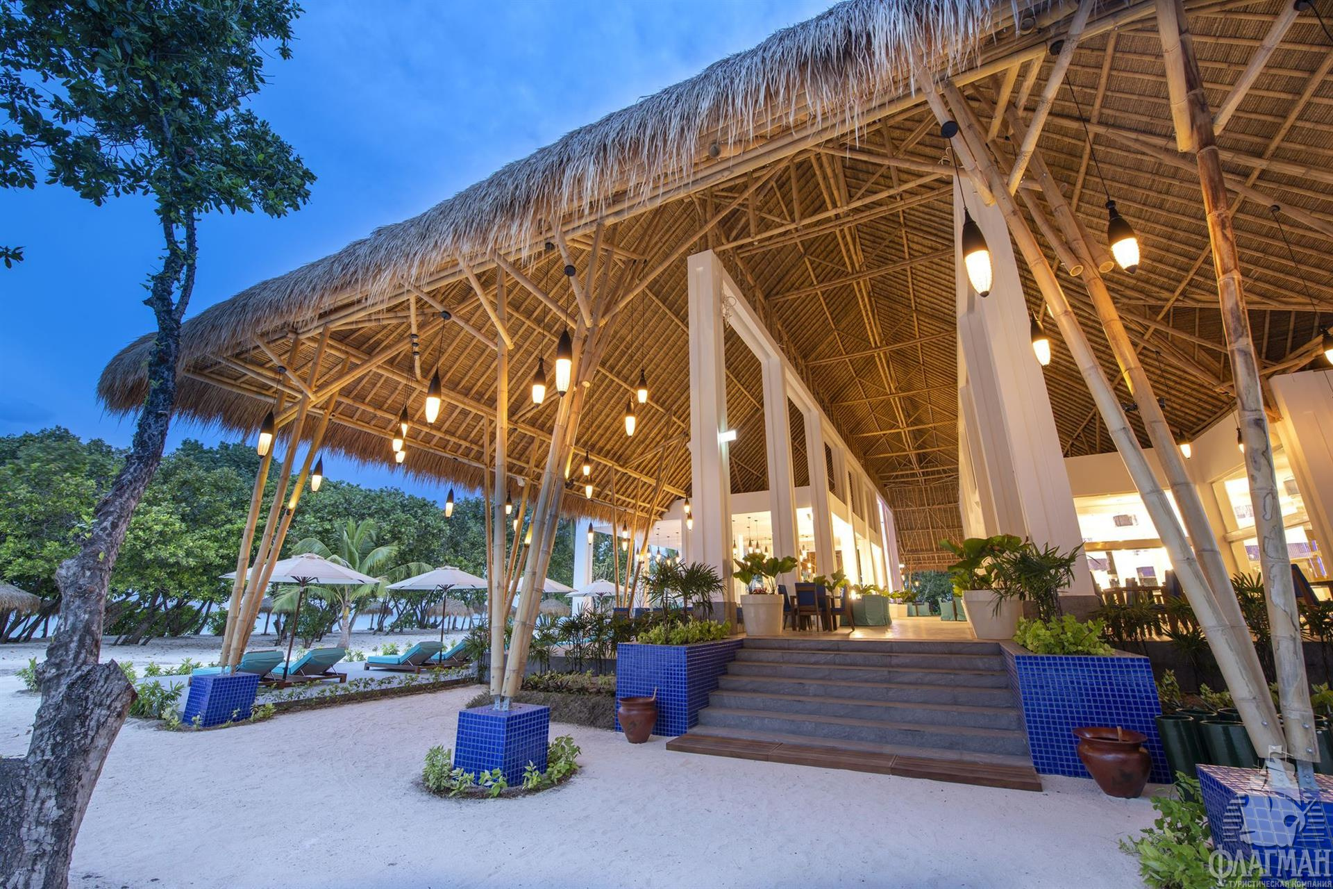 Emerald Maldives Resort Spa 5
