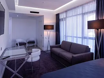Отель ADRIANO 4*