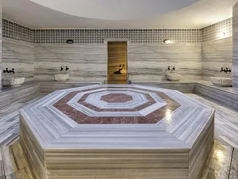 Отель CRYSTAL AURA BEACH RESORT & SPA 5*