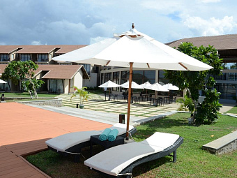 THE CALM RESORT & SPA 4*