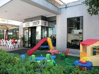 Отель JUNIOR 3*