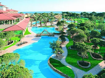 Бассейн и территория отеля IC HOTELS GREEN PALACE 5*