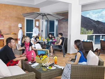 Отель OCEANIC KHORFAKKAN RESORT & SPA 4*
