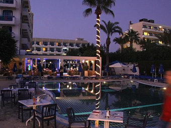 ANONYMOUS BEACH HOTEL 3*