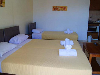 AITHRIO HOTEL 2+*