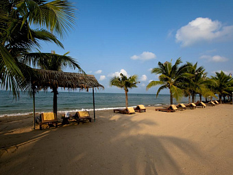 Отель PINNACLE GRAND JOMTIEN PATTAYA 4*