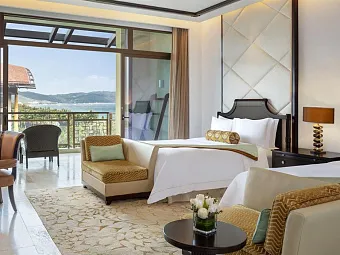 ST.REGIS SANYA YALONG BAY 5*