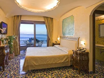Отель DELFINI STRAND HOTEL TERME 4*