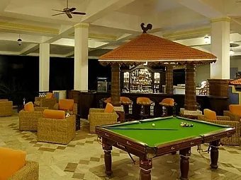 Отель HOLIDAY INN 5*