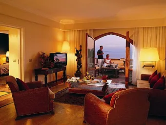 Отель REEF OASIS BEACH RESORT 5*. Junior Suite.