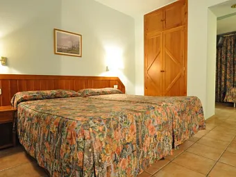 Отель PARIS ENCAMP 3*