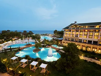 AMARA LUXURY RESORT & VILLAS 5*