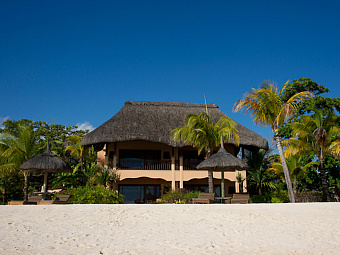 SHANTI MAURICE A NIRA RESORT 5*