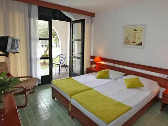 Отель SLOVENSKA PLAZA 3*