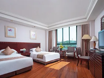 BAOHONG SANYA HOTEL 4*