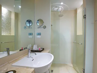 Отель SPLASH BEACH RESORT PHUKET 5*