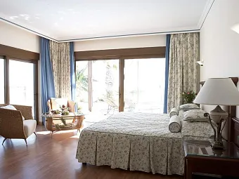 Отель ATRIUM PALACE THALASSO SPA RESORT & VILLAS 5*