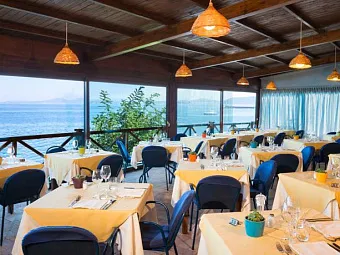 Отель OASI CASTIGLIONE 4*