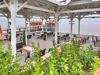 Отель CRYSTAL FLORA BEACH RESORT HV-1/5*