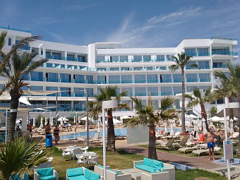 VRISSAKI BEACH HOTEL 3*