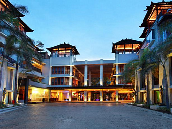  MERCURE KUTA 4*