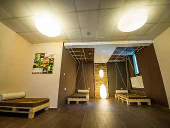 Отель SNEZHANKA 3*