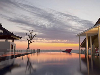 Отель BEST WESTERN KUTA BEACH 3*