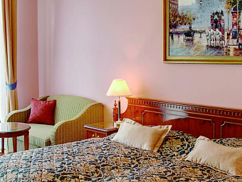  Отель BRISTOL KOLONADA 4*