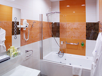 Гостиничный комплекс ПАРУС 4*