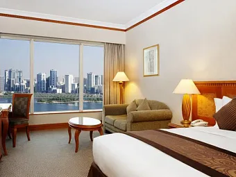 CORNICHE HOTEL SHARJAH 5* (ex. Hilton)