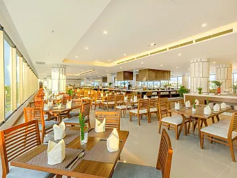 SELECTUM NOA RESORT CAM RANH 5*