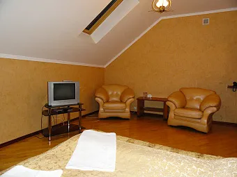 ПИК ЕВРОПЫ  2*