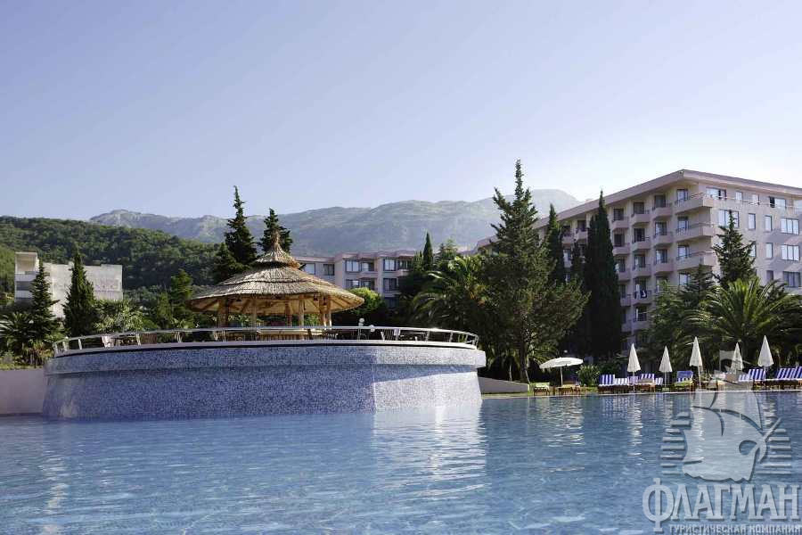 Отель IBEROSTAR BELLEVUE 4* в Бечичи