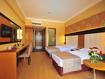 Отель GOLDEN ROCK BEACH HOTEL 5*