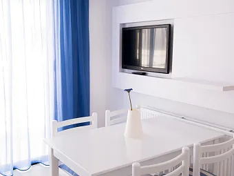 Отель LIQUID HOTEL APTS 3*