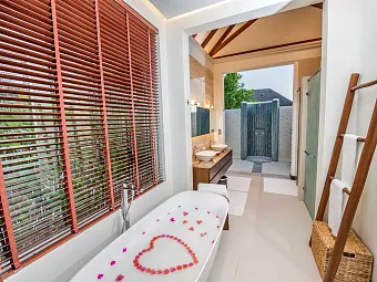HERITANCE AARAH 5*