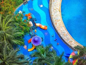 HOWARD JOHNSON RESORT SANYA BAY 5*