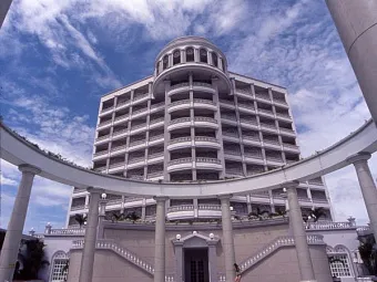 SUNRISE NHA TRANG BEACH HOTEL & SPA 5*
