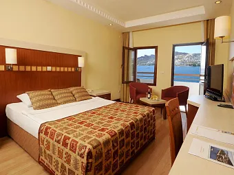 Отель GREEN BEACH RESORT 5*