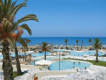 Территория отеля GRECOTEL ILIA PALMS 4*