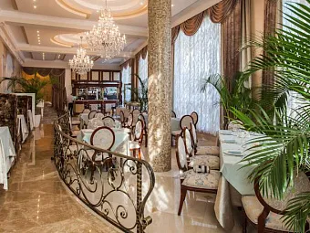 Отель GREEN HOUSE 4*