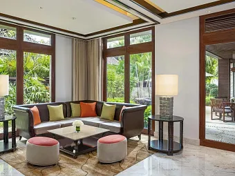 ST.REGIS SANYA YALONG BAY 5*