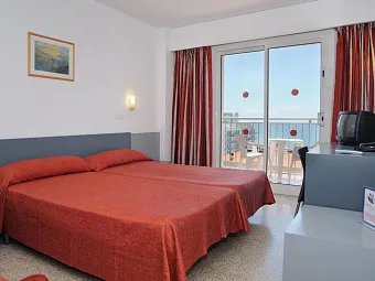 Отель MEDPLAYA SANTA MONICA 3*